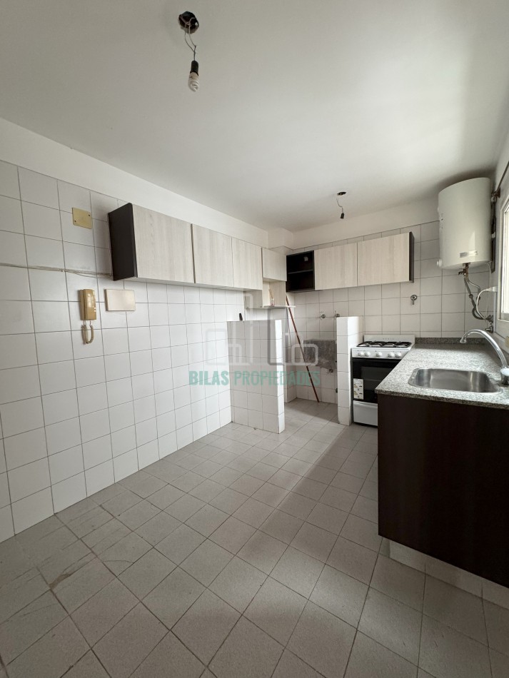ALQUILER *SIN MASCOTA* DEPARTAMENTO DE 3 AMBIENTES EN ALMAGRO