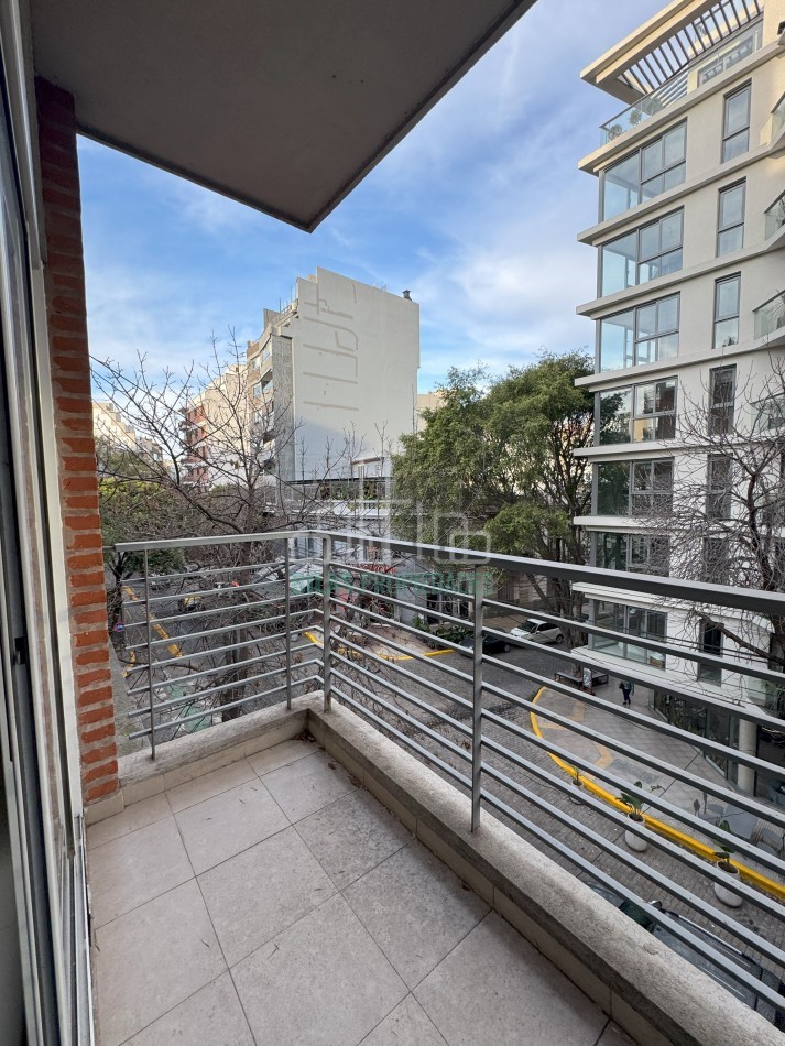 ALQUILER Monoambiente con balcon al frente en Caballito 