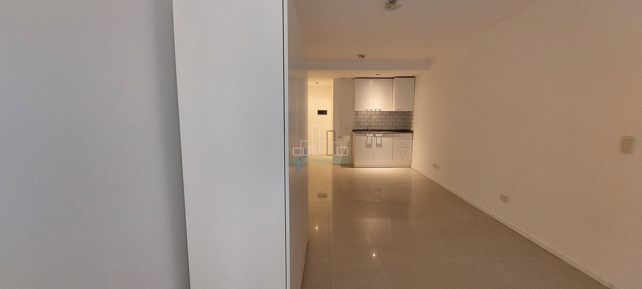 VENTA Monoambiente con parrrilla en SAN TELMO