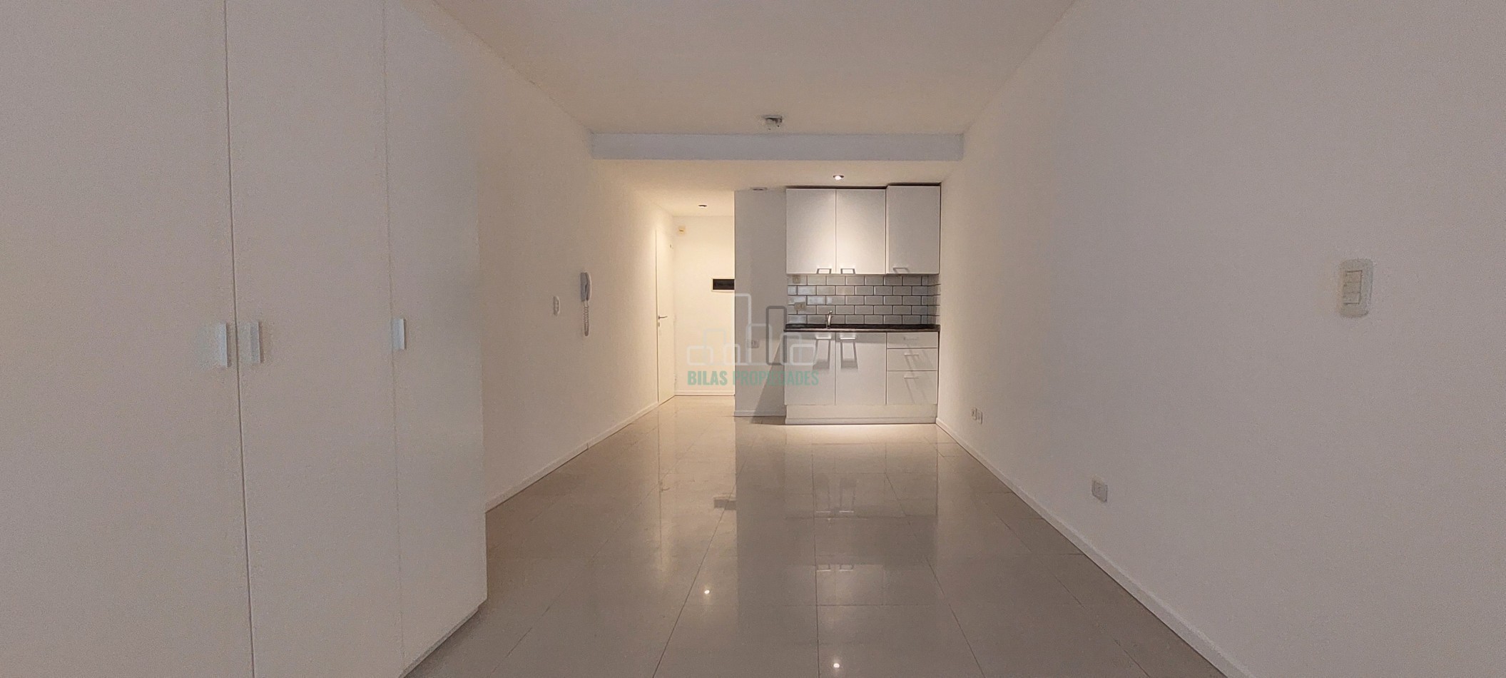 VENTA Monoambiente con parrrilla en SAN TELMO
