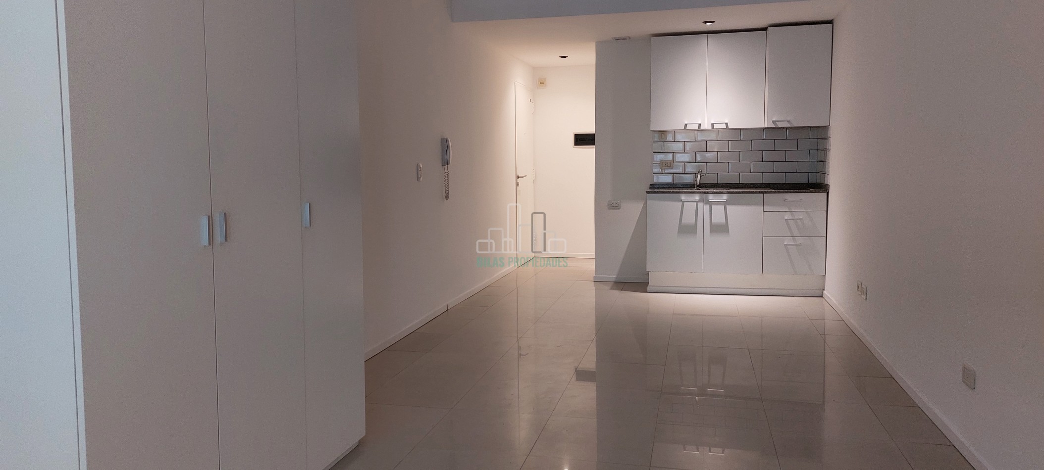VENTA Monoambiente con parrrilla en SAN TELMO