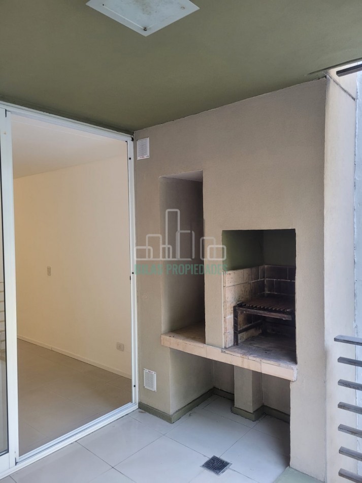 VENTA Monoambiente con parrrilla en SAN TELMO