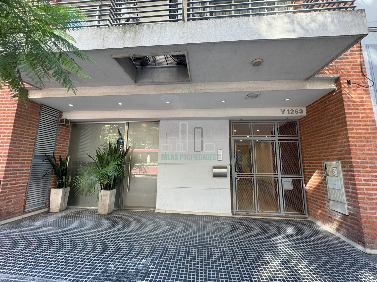 ALQUILER Monoambiente con balcon al frente en Caballito 
