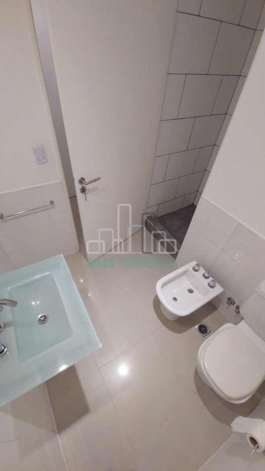 VENTA Monoambiente con parrrilla en SAN TELMO